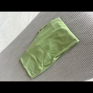 Lululemon Wunder Under - Size 12